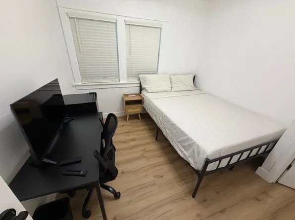 (undisclosed Address), Los Angeles, CA 90018