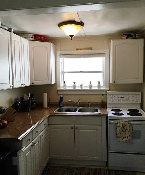 210 Angela St — Photo 14