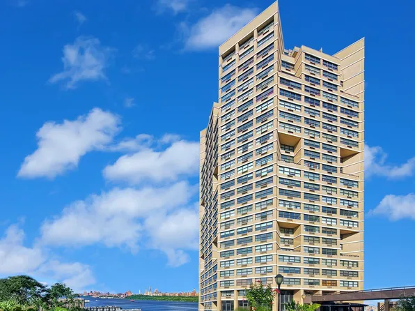 7004 Boulevard East APT 16F, West New York, NJ 07093