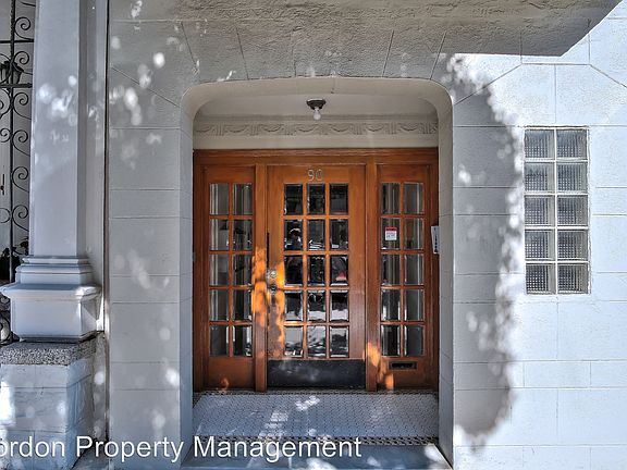 3rd image of 90 Cumberland St APT 05