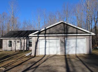 128 Forest Hills Dr, Levant, ME 04456