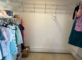 73 Winthrop Rd, Edison, NJ 08817