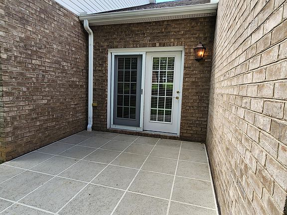 2nd image of 513 Greenway Landing Pl