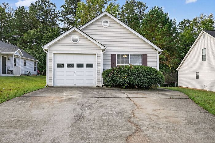 1st image of 1584 Wembley Dr