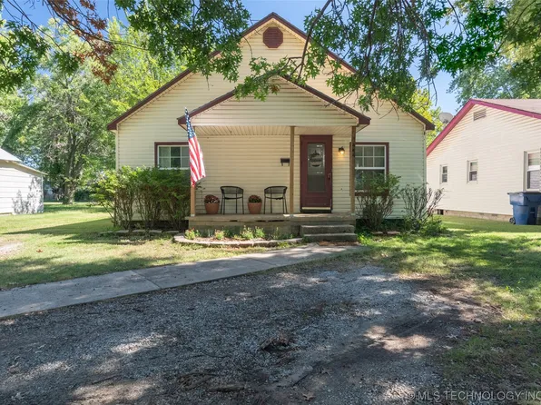 444 S Thompson St, Vinita, OK 74301
