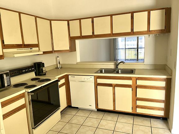 4th image of 237 Cypress Point Drive #237