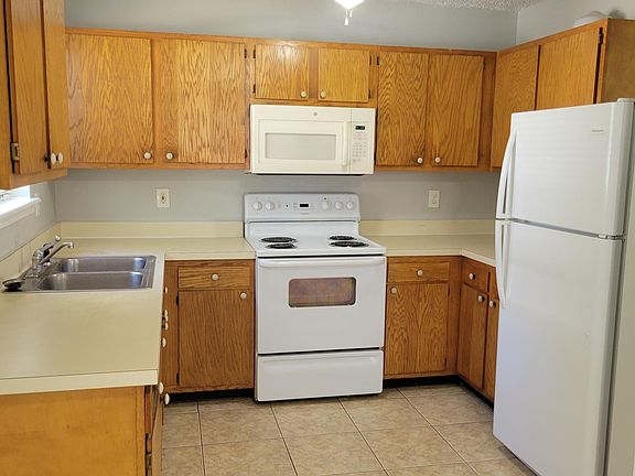 4th image of 1632 Golf Forest Dr
