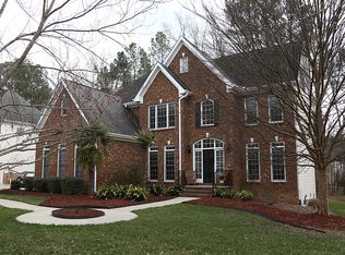 201 Yale Ln, Chapel Hill, NC 27517