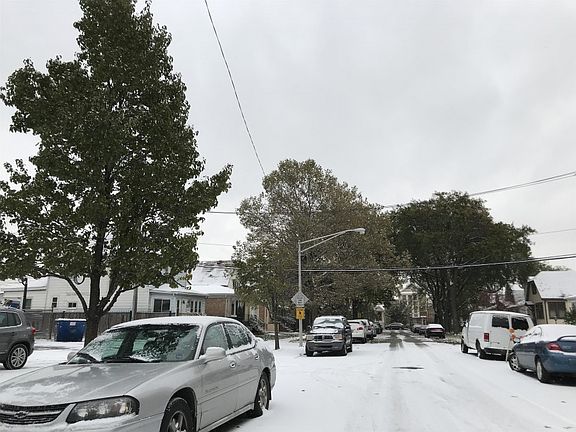 5th image of 4704 W Hutchinson St