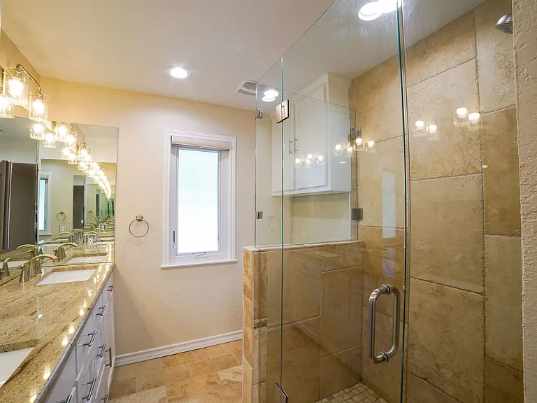 3069 Summit Dr — Photo 22