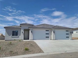 2413 E Calle Madrid, Fort Mohave, AZ 86426