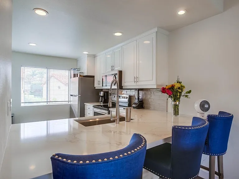 901 Caminito Estrada #C — Photo 11