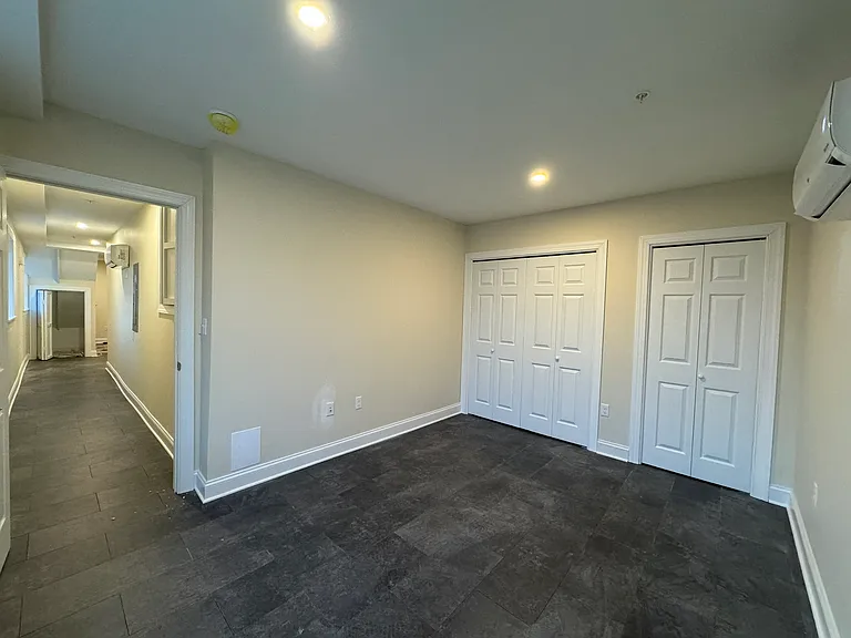 202 Center St #5 — Photo 14