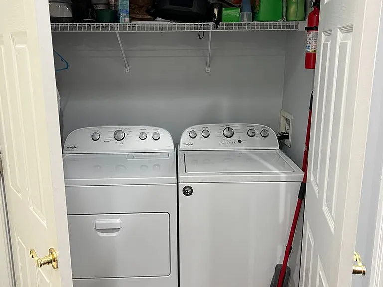 101 Woodlake Dr #407 — Photo 6