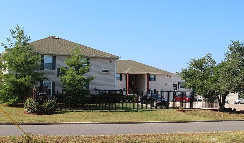 Crestwood Apartments