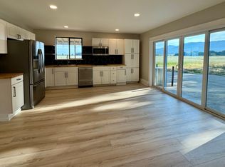 32659 E Macy St, Eugene, OR 97408