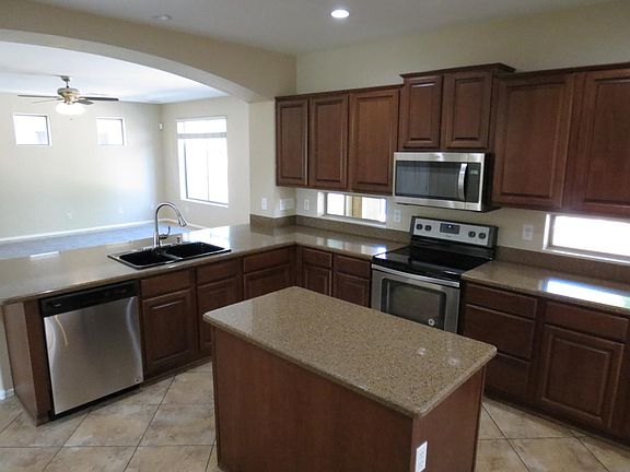 3rd image of 31214 N 131st Dr
