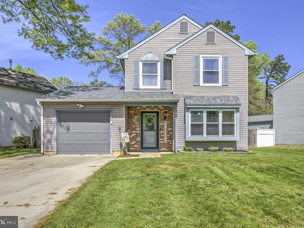40 Windingbrook Dr, Atco, NJ 08004