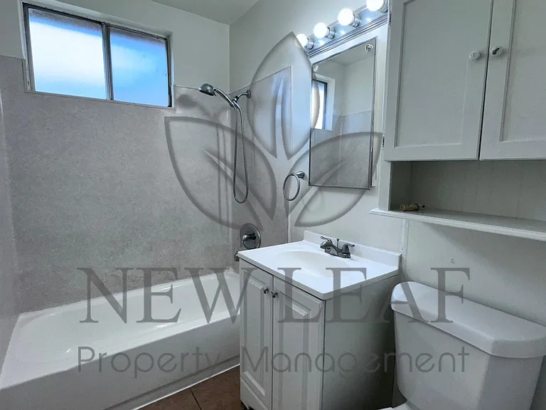 10954 Pipeline Ave #B — Photo 13