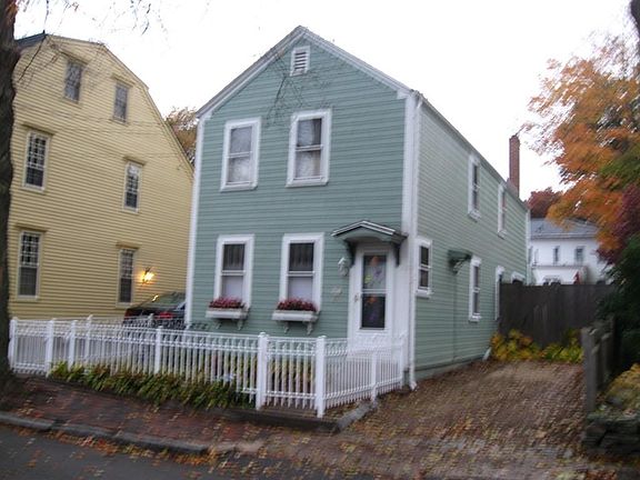 2nd image of 24 Boardman St