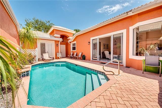 1st image of 25404 Alicante Dr