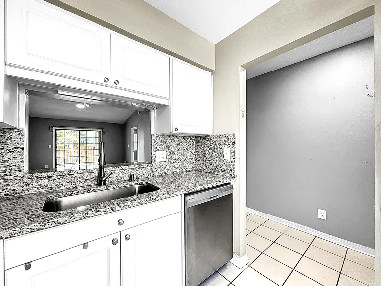 340 Causeway Blvd #202 — Photo 10