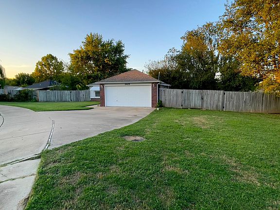 4th image of 2405 Lacy Ct