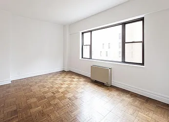 Rented by Warburg