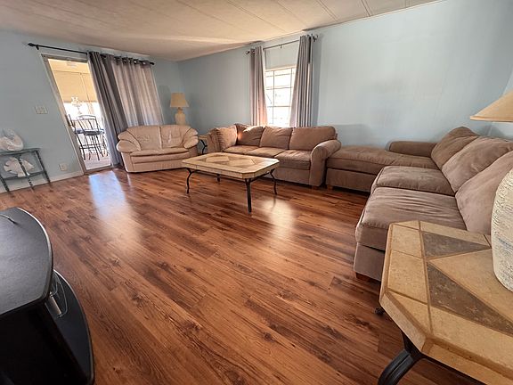 2nd image of 66020 London Rd #20