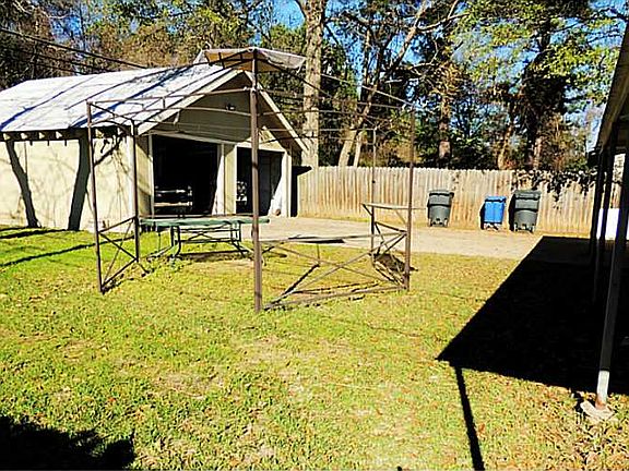 3rd image of 6410 Quilen Blvd