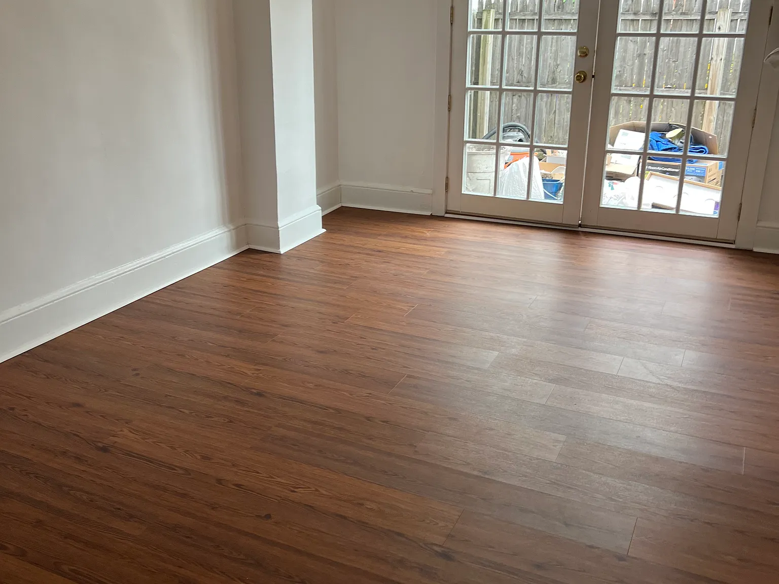 3 bed, 1.5 bath, 1020 sqft, $2,350 — Photo 3