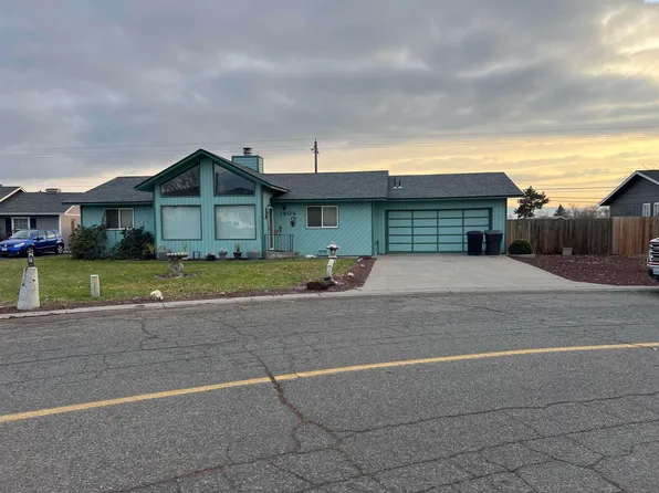 1804 Westridge Dr, Grandview, WA 98930