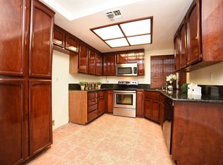 1851 Pebblewood Dr, Sacramento, CA 95833