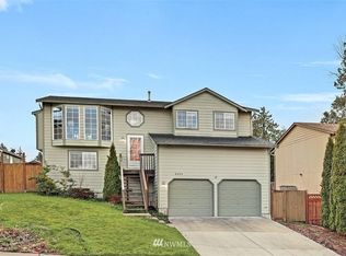 8424 5th Pl SE, Lake Stevens, WA 98258