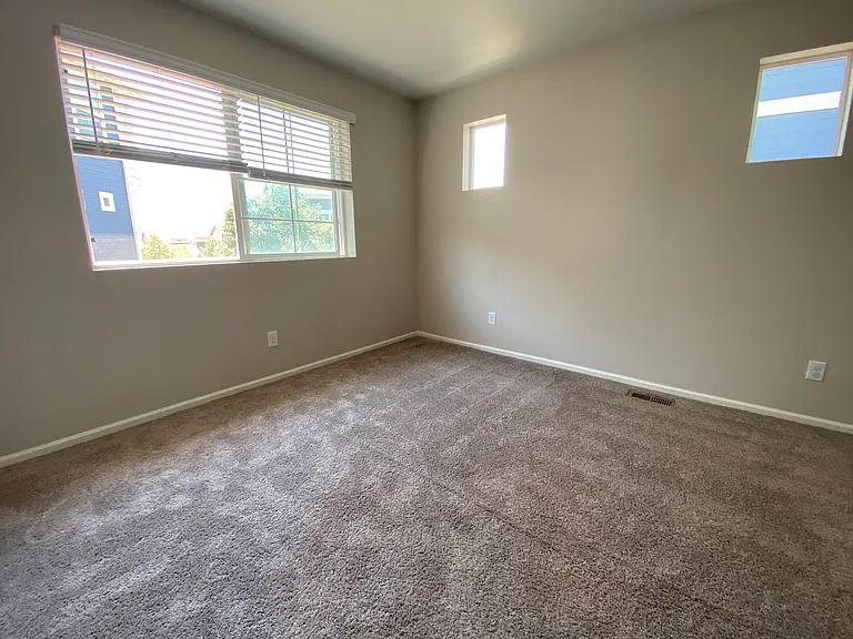 8080 E 128th Ave — Photo 9