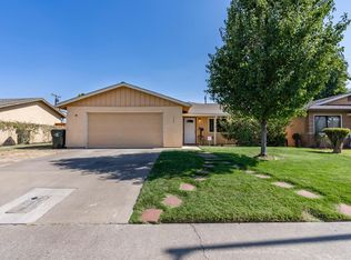 156 Olmstead Dr, Sacramento, CA 95838