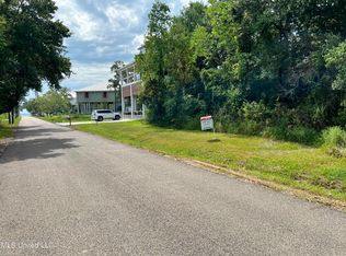 Burnett St, Bay Saint Louis, MS 39520