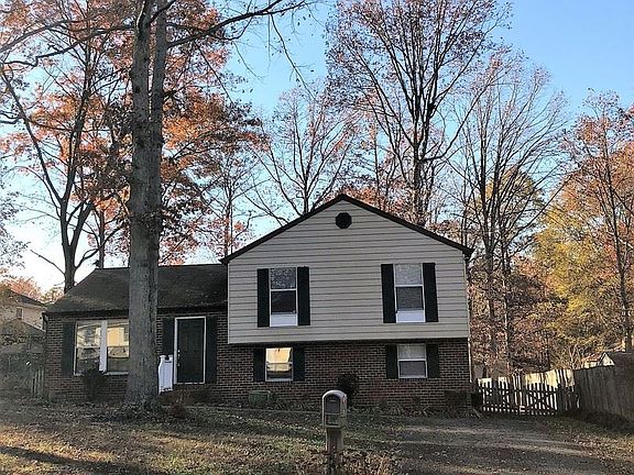2nd image of 4702 Candlelight Ln