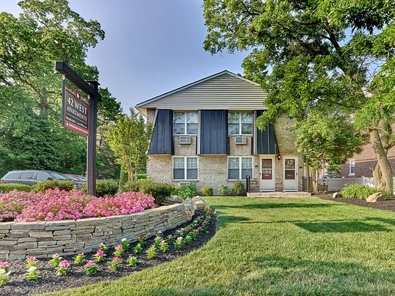 Curb appeal is apart of the Friedman Realty Group 5 Star lifestyle