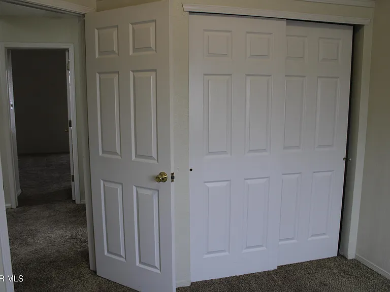 11008 Rogers Hornsby St — Photo 14