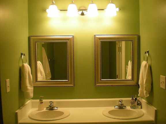 Dual master vanities
