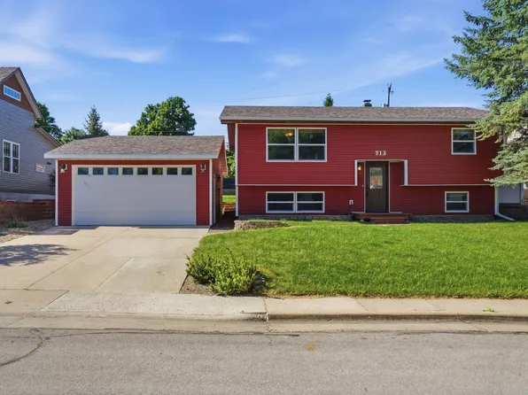 713 E Grant St, Spearfish, SD 57783