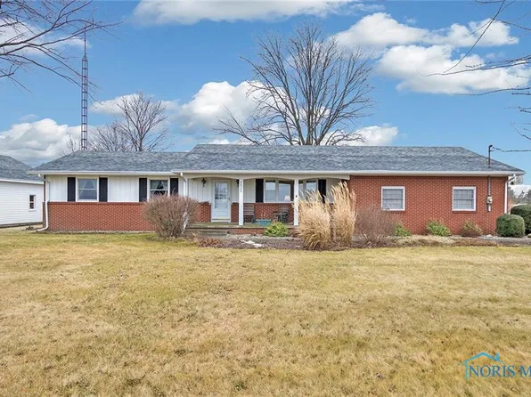 20300 Dunbridge Rd, Bowling Green, OH 43402