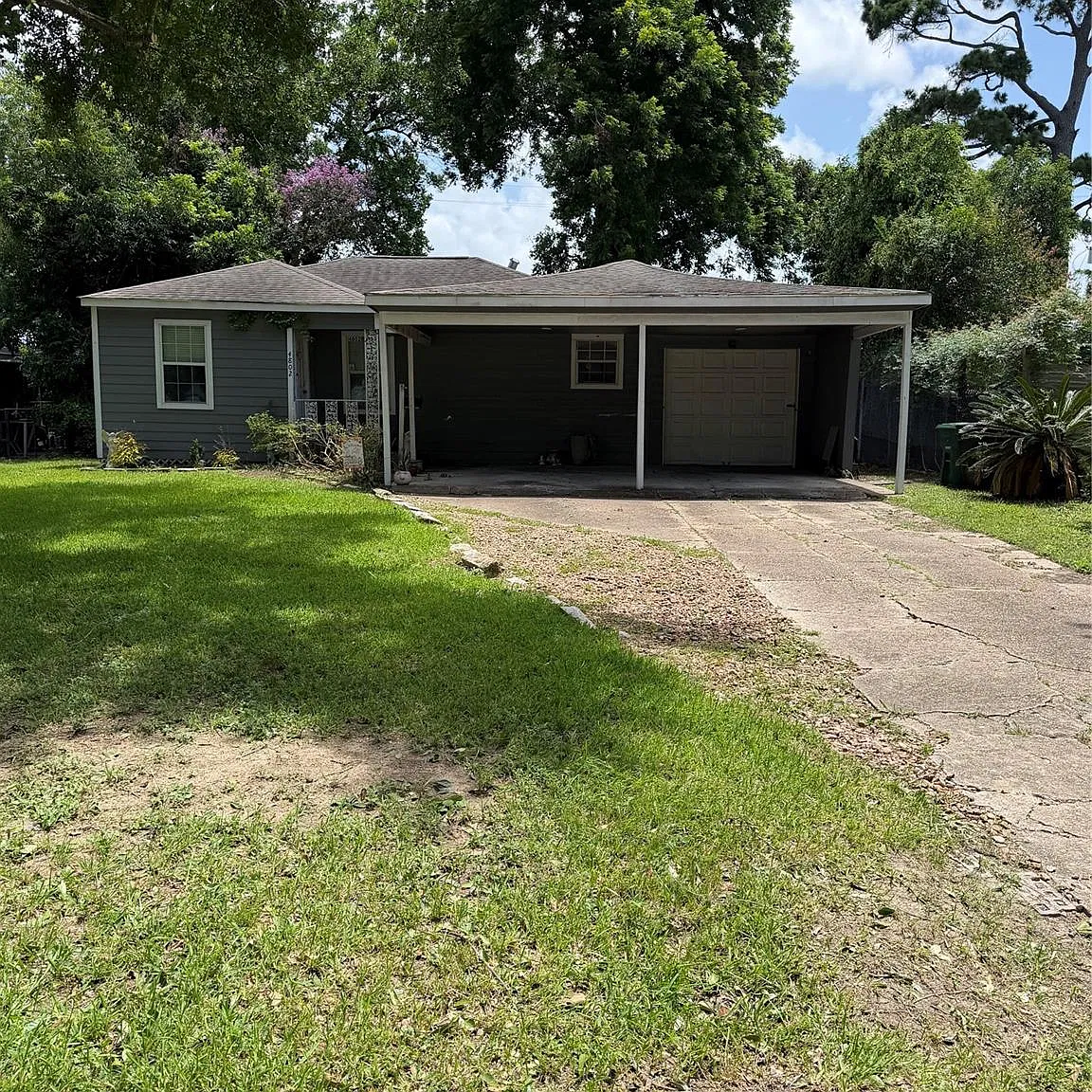 3 bed, 2.0 bath, 1341 sqft, $1,800 — Photo 1