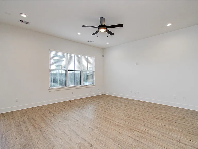6420 Highland Pine Ln — Photo 17