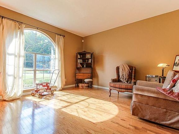 4th image of 6633 Lammie Branch Ln