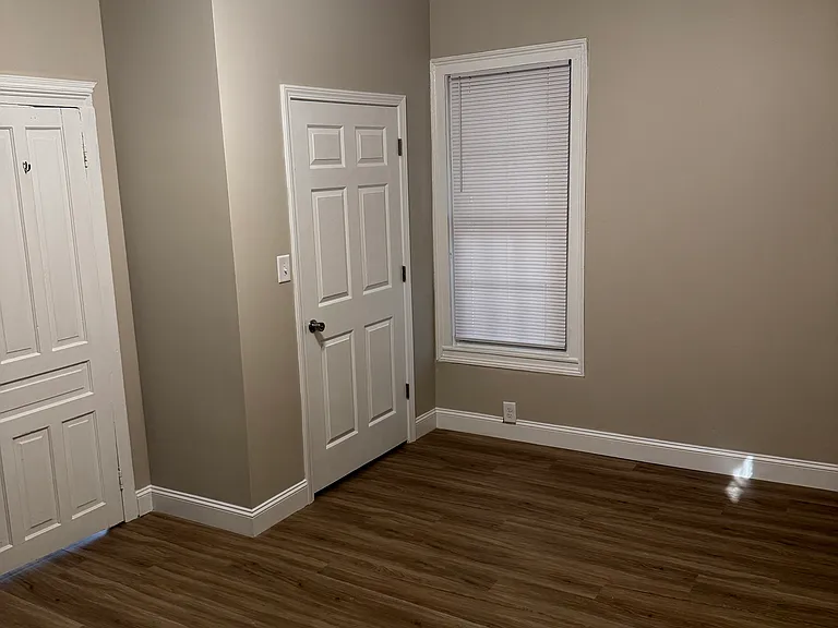 4803 Cameron Rd — Photo 4