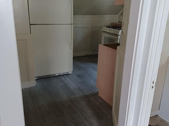 4th image of 17 Bullard St #3