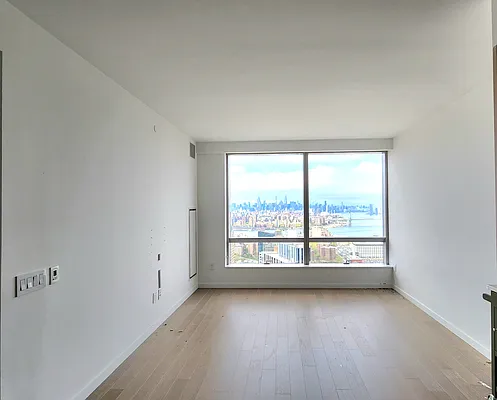 Rented by BARNES New York | media 28