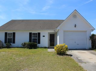 319 Foxhall Rd, Newport, NC 28570